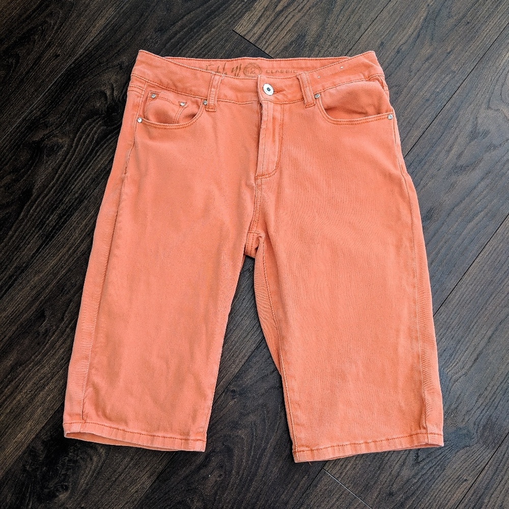 Size 2 Ethyl brand shorts/capris